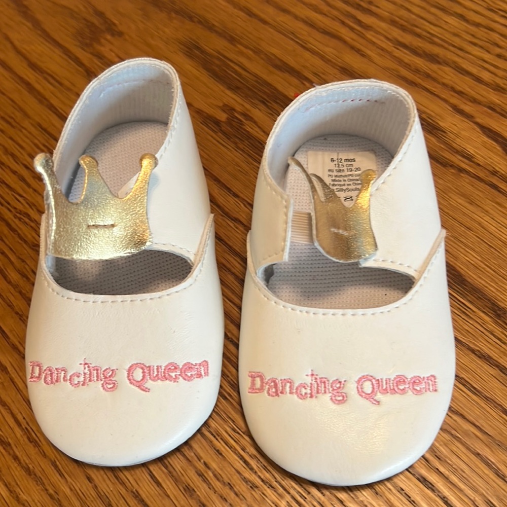 White slip On Dancing Queen Shoes with elastic closure 6-12 months